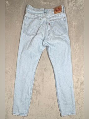Levi’s 501 Original Fit Women’s Light Wash Denim Blue Straight Leg Jeans Size 26